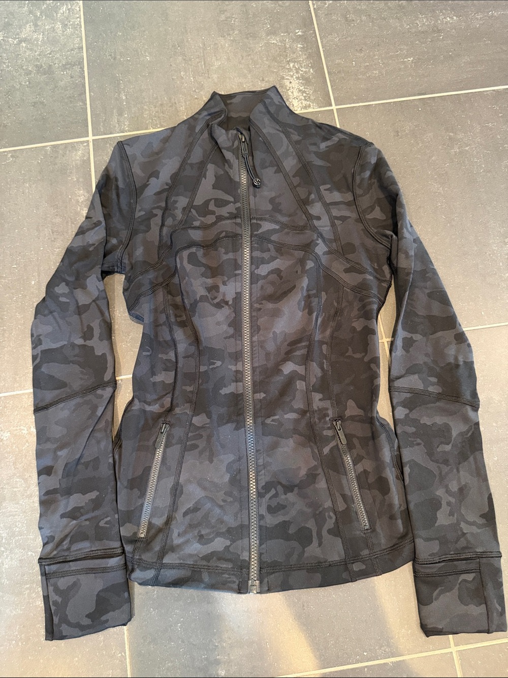 Women's Black Gray Camo Define Jacket size 4